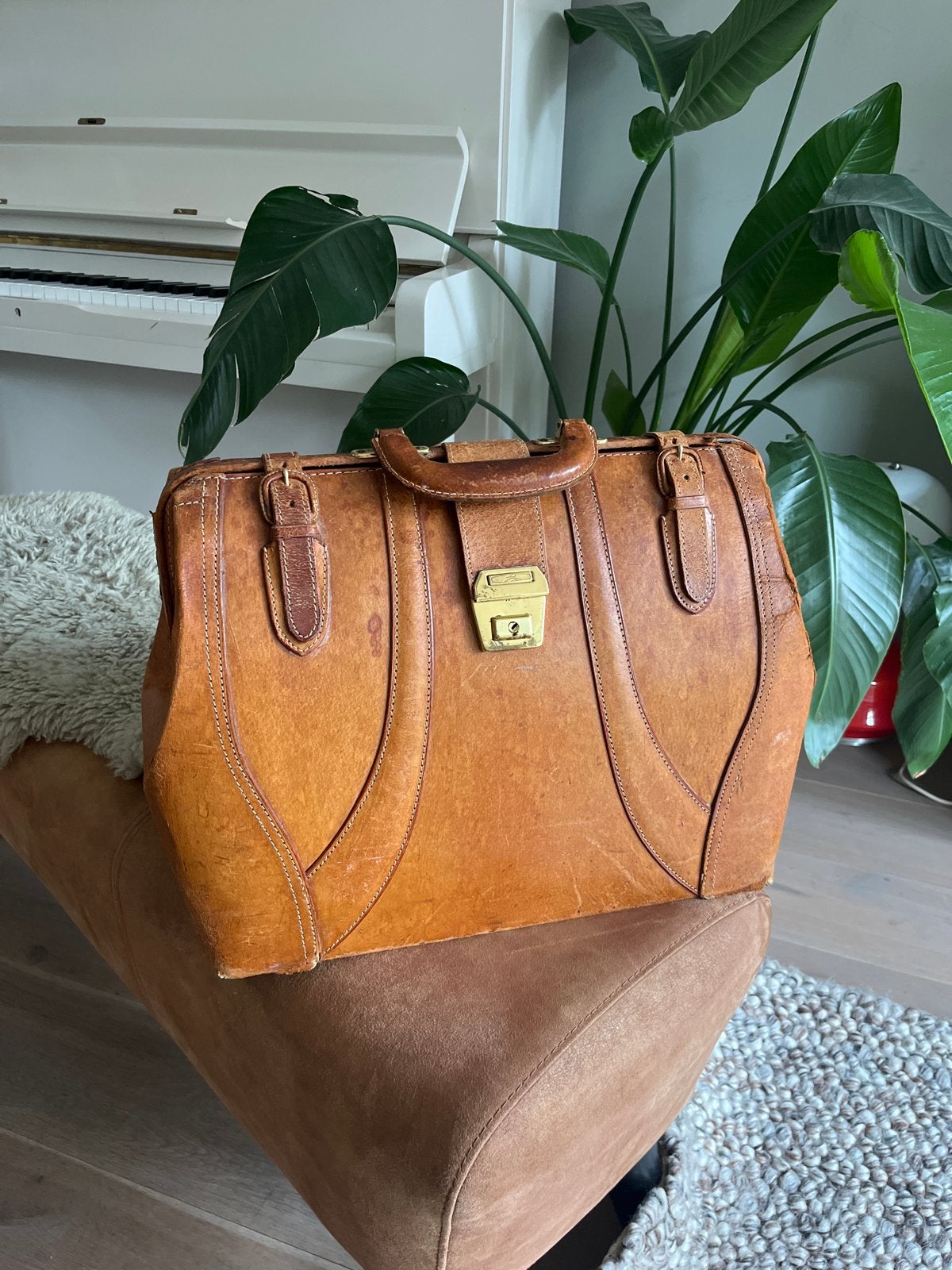 Vintage Leren Dokterstas / Reistas - Cognac Kleur, 40 tot 60 cm, Gebruikt, 20 tot 30 cm, Bruin
