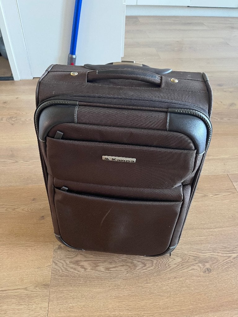 Kappa cabin trolley in brown, Sieraden, Tassen en Uiterlijk, Koffers, Ophalen, Gebruikt, Leer, Minder dan 50 cm