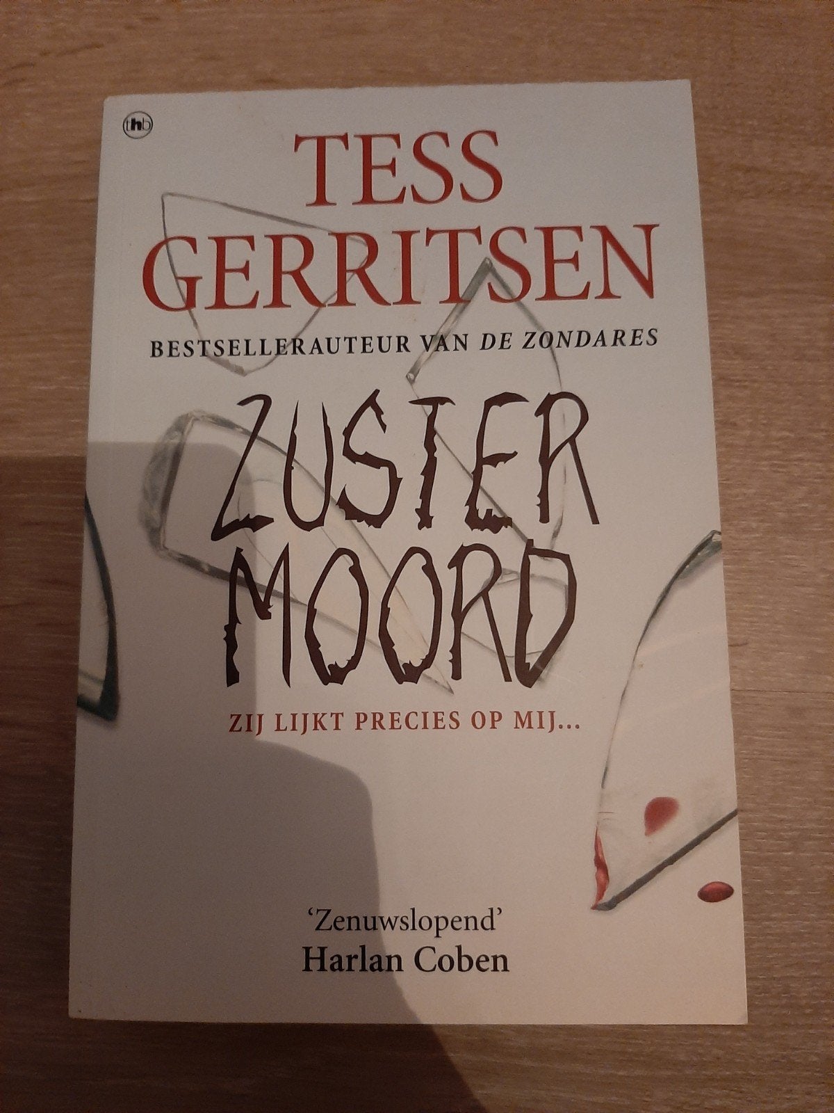 Zustermoord - Tess Gerritsen (Thriller), Ophalen of Verzenden, Gelezen, Tess Gerritsen, Wereld overig