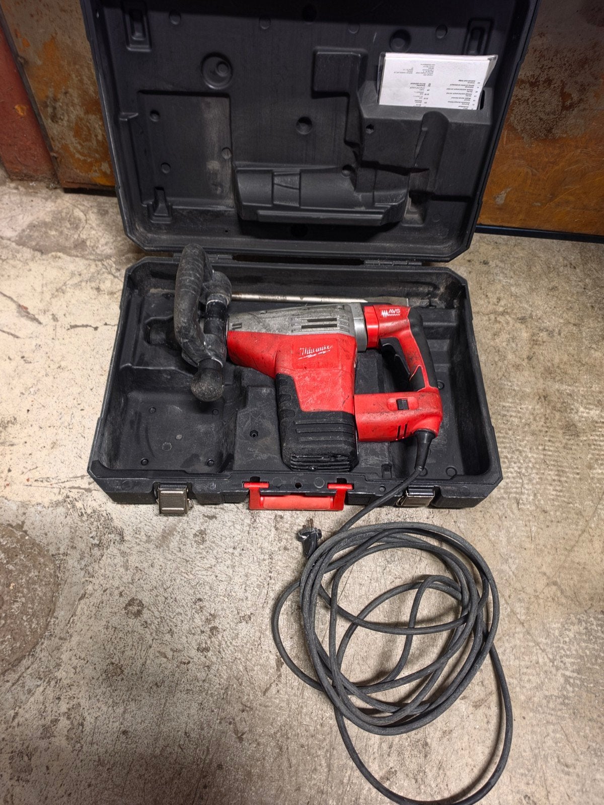 Milwaukee K500S breekhamer sds-max bj 2024, Ophalen of Verzenden, Zo goed als nieuw