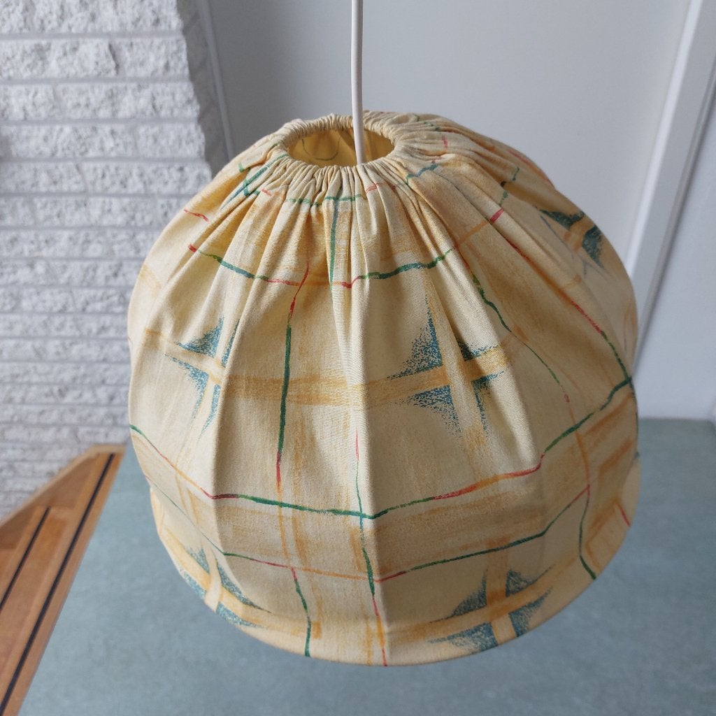 Hanglamp Geel - Lampenkap - Vintage, Huis en Inrichting, Lampen | Hanglampen, Ophalen of Verzenden, Zo goed als nieuw