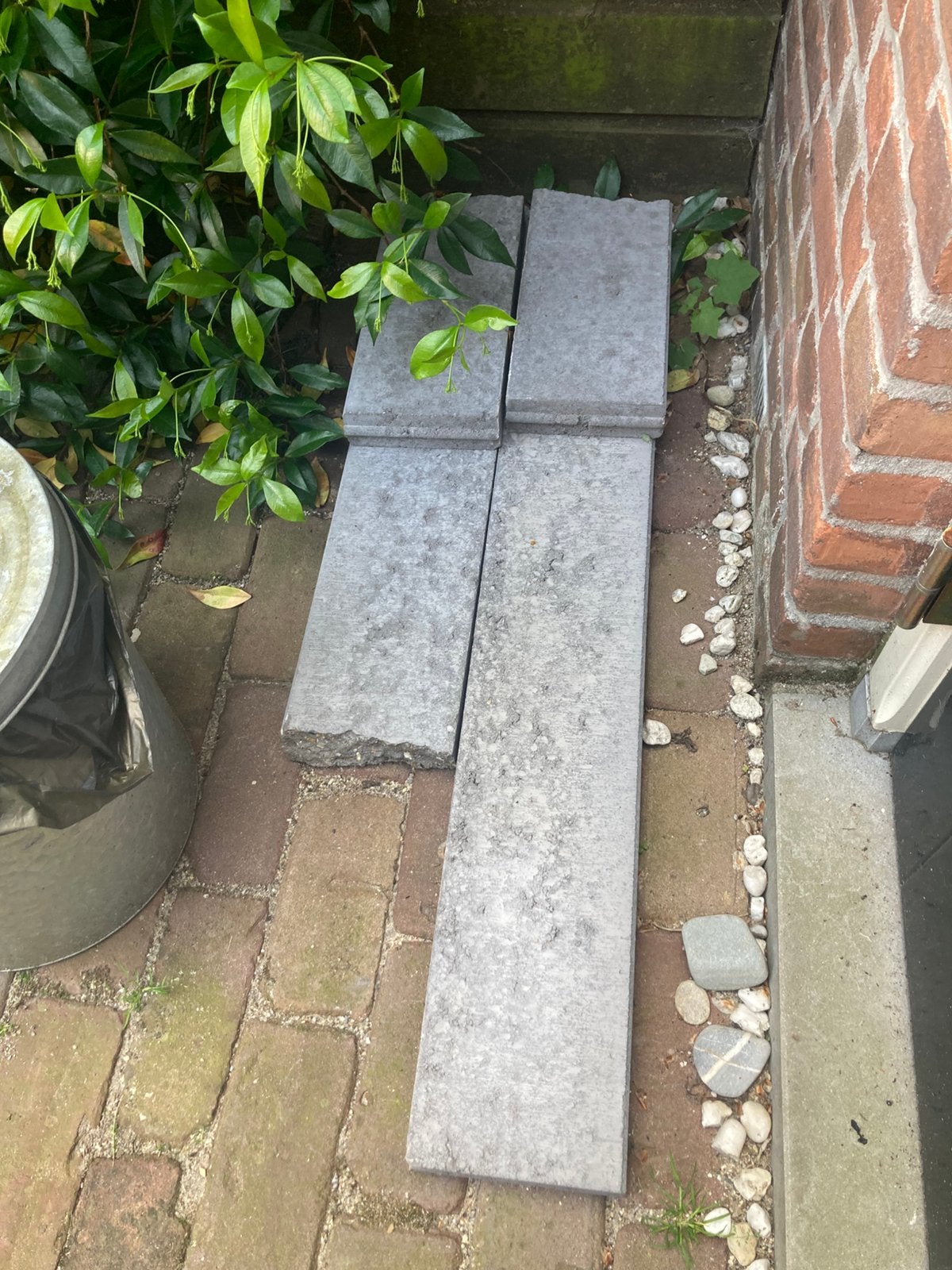 Opsluitband - 1 hele en wat kleinere stukken, Ophalen, Overige typen, Zo goed als nieuw, Minder dan 5 m²
