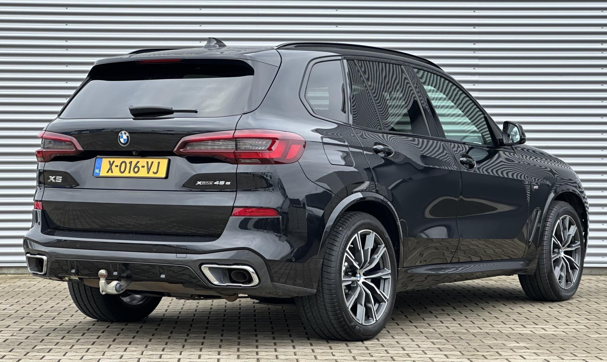BMW X5 xDrive45e High Executive Hedin onderhoud, als nieuw, 77 km/l, Gebruikt, 394 pk, Zwart