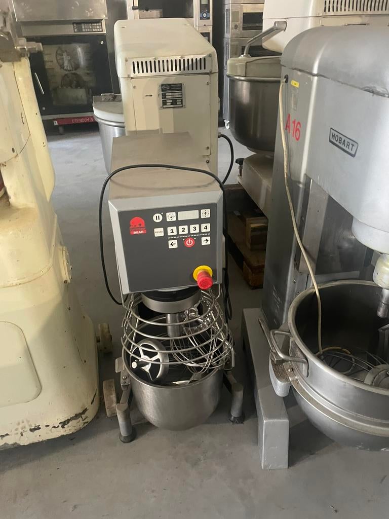 Planeetmenger.Spiraalkneder.opboller.Oven.Uitrolmachine., Ophalen of Verzenden, Bakkerij en Slagerij