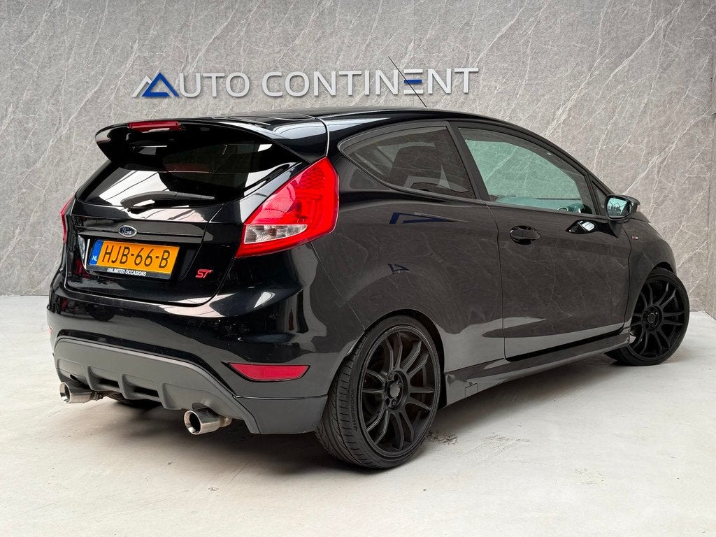 Ford FIESTA 1.6 Ghia 120 PK / Onderhouden / Leder / APK / St, 1596 cc, Gebruikt, Zwart, 4 cilinders