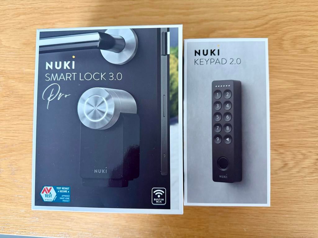 Nuki Smart Lock 3.0 Pro & Keypad 2.0 - Slim Deurslot Set, Ophalen of Verzenden, Zo goed als nieuw, Overige materialen, Slot
