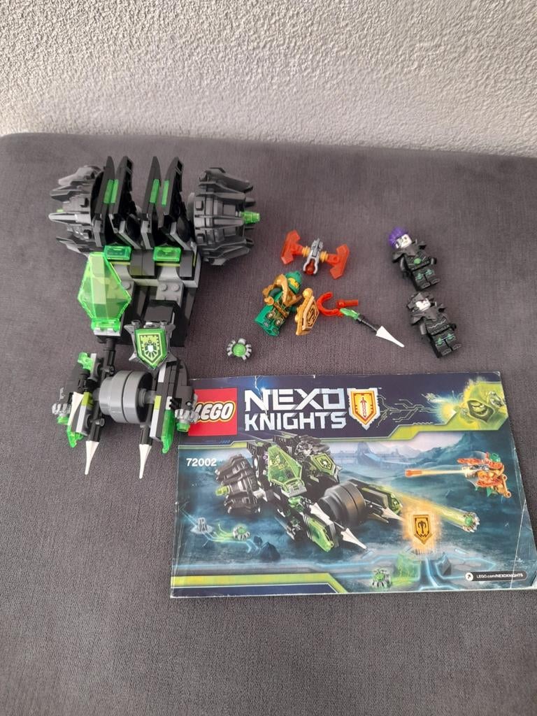 LEGO Nexo Knights 72002 compleet met 3 minifiguren, Gebruikt, Overige thema's, Lego, Ophalen of Verzenden