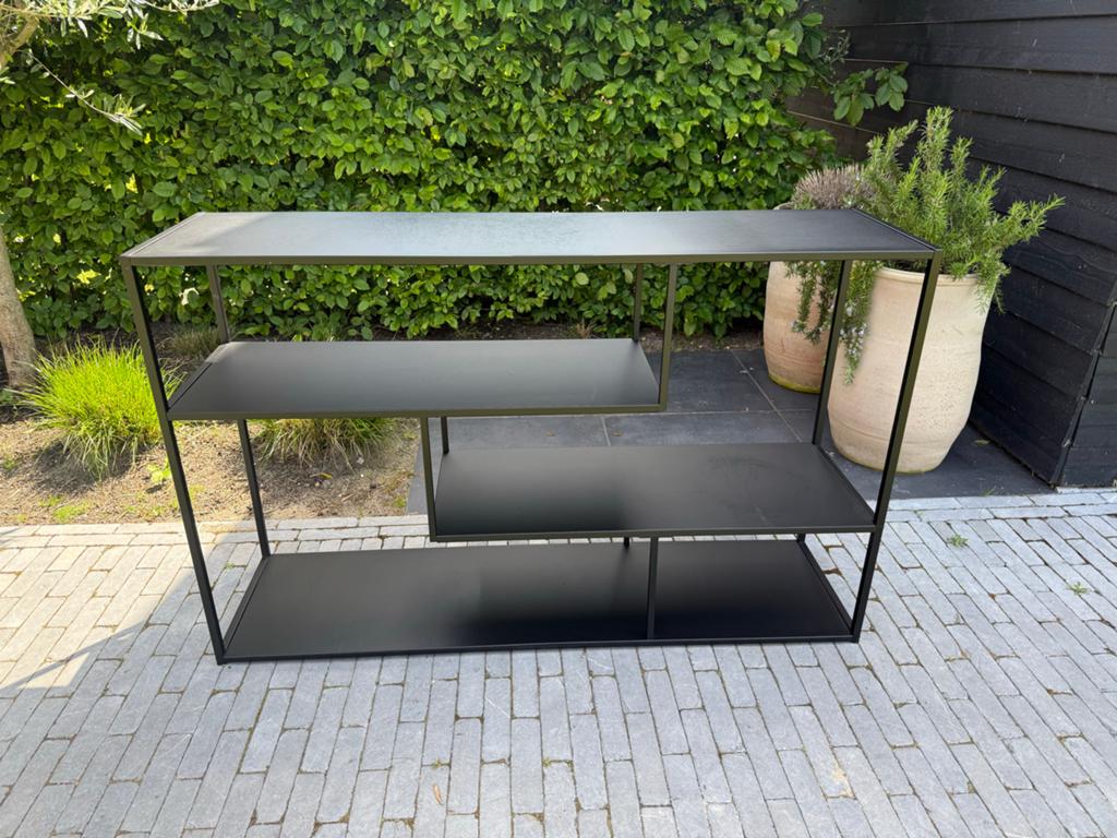 Modern Zwart Metalen Dressoir Wandmeubel stellingkast, Huis en Inrichting, Kasten | Dressoirs, Ophalen, Met plank(en), 100 tot 150 cm