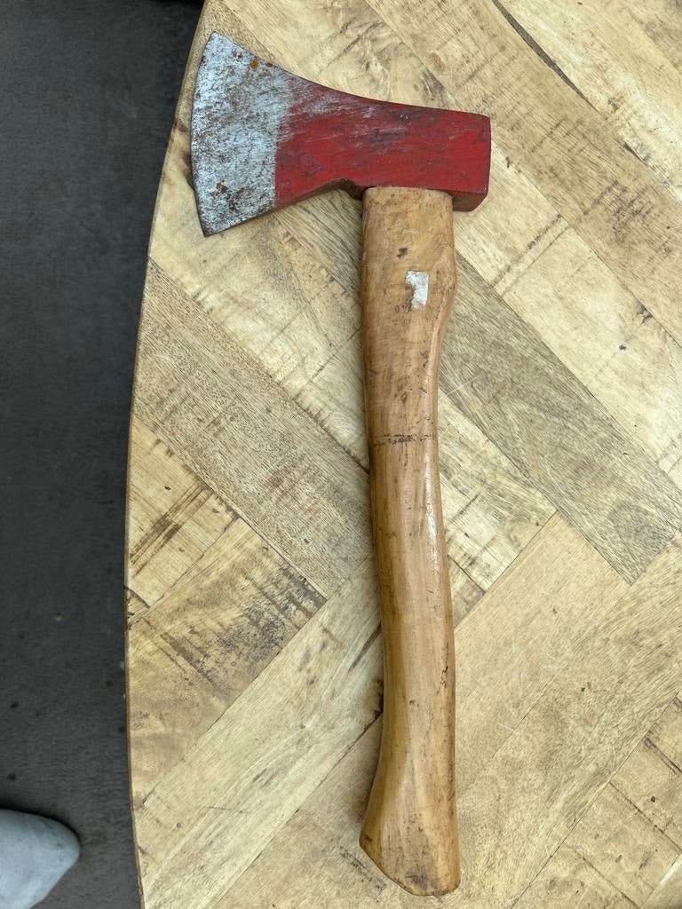 Handbijl met houten steel, Ophalen, Zo goed als nieuw