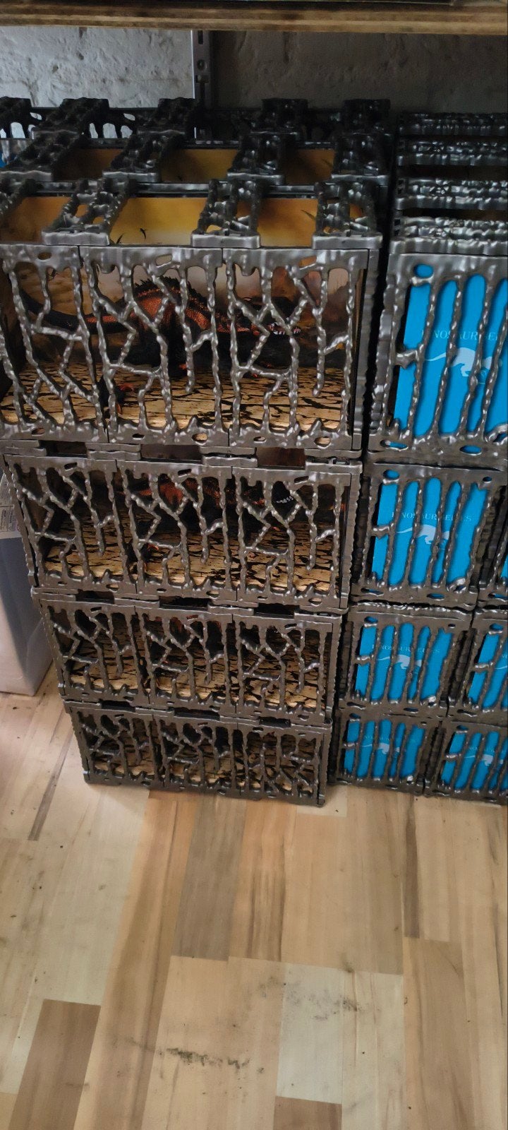 Dino's in kooi - Groot en klein - 30 stuks, Ophalen of Verzenden, Nieuw