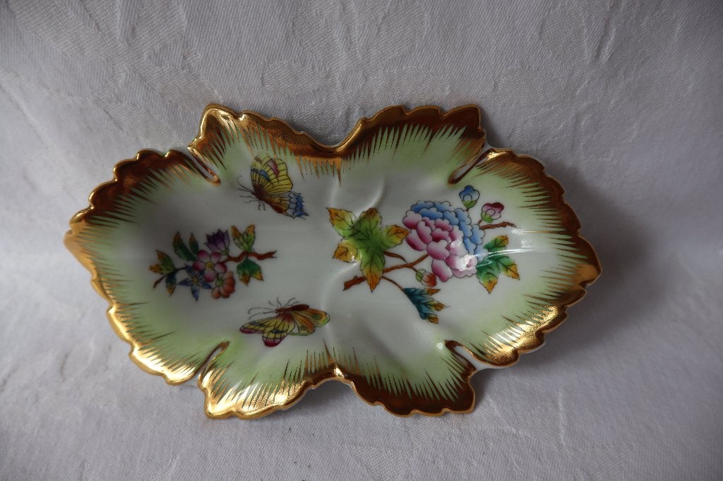 Vintage Herend Queen Victoria porseleinen schaal, Antiek en Kunst, Ophalen of Verzenden