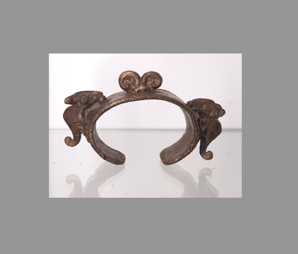 Sao / Katoko bronzen armband met muizen Tsjaad (120815-15), Antiek en Kunst, Sieraad, Afrika, Handgemaakt, Ophalen of Verzenden