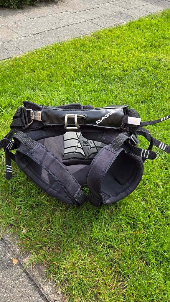 Dakin Fusion kitesurf zit trapeze maat L, Watersport en Boten, Ophalen, Gebruikt