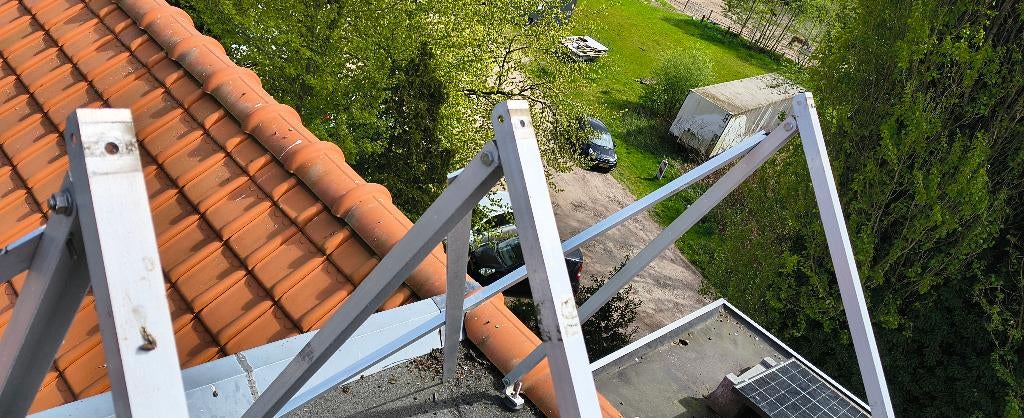 Dakmontage (rek) zonnepanelen of zonnecollectoren staand, Ophalen, Gebruikt, Compleet systeem