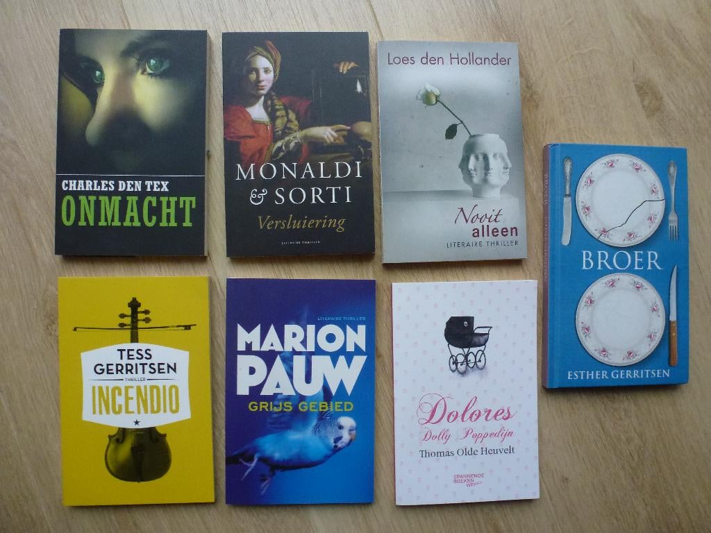 CPNB Maand van het spannende boek 24 delen, Boeken, Ophalen of Verzenden, Gelezen, Diverse