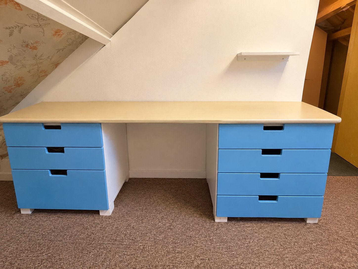 Bureau, Ophalen