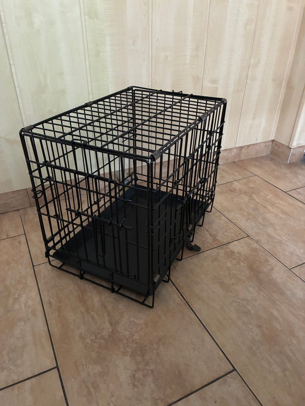 Zwarte Hondenbench 50x33,5x40 met 2 deurtjes z.g.a.n, Dieren en Toebehoren, Hondenbenches, Ophalen, Zo goed als nieuw
