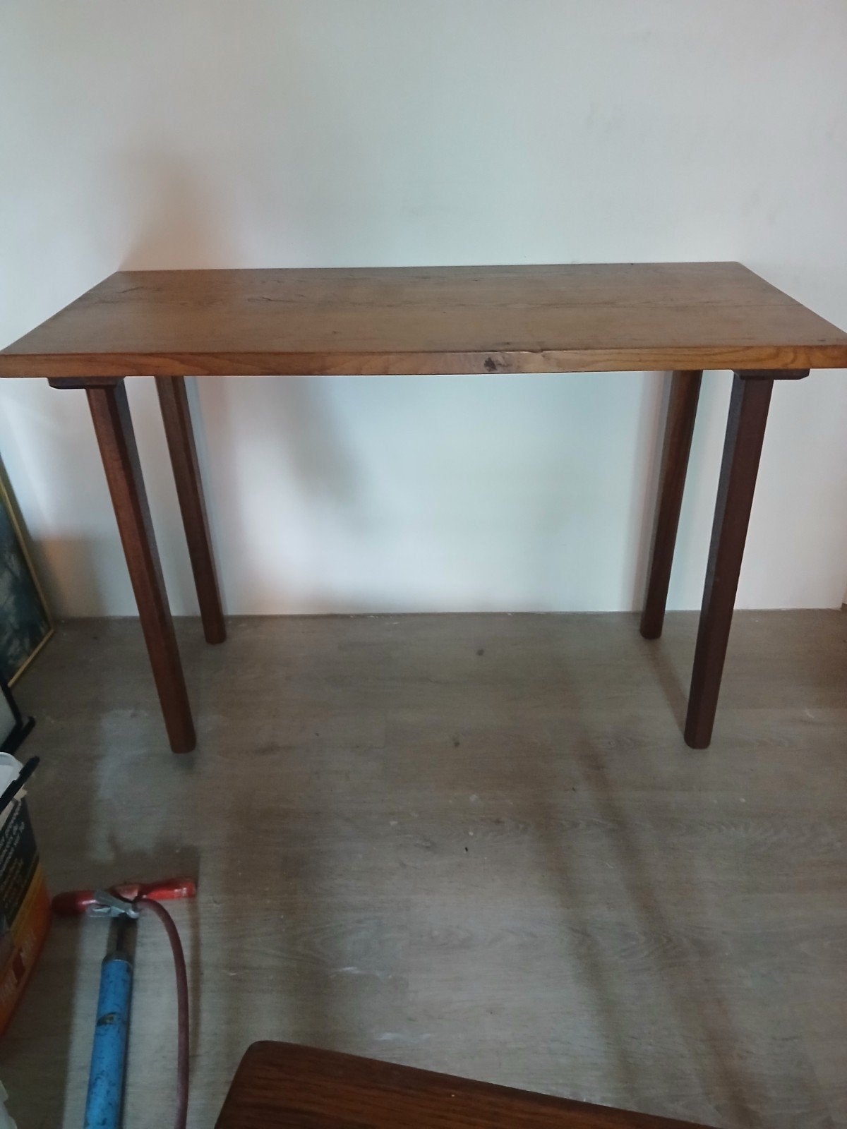 Sidetable te koop. 20 euro, Huis en Inrichting, Ophalen, 50 tot 100 cm, Eikenhout, 25 tot 50 cm