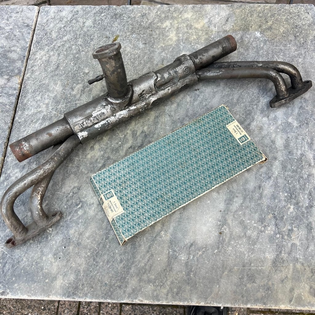 VW inlaatspruitstuk AR motor 1300, Ophalen of Verzenden, Gebruikt