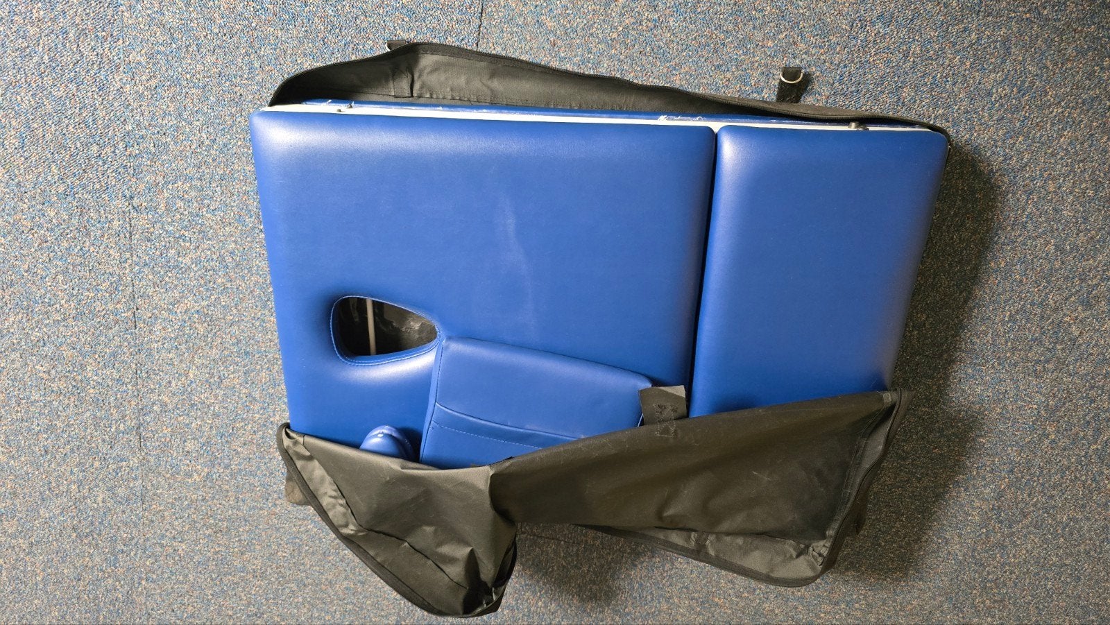 Massage tafel (3 stuks) €60,,00 per stuk, Ophalen