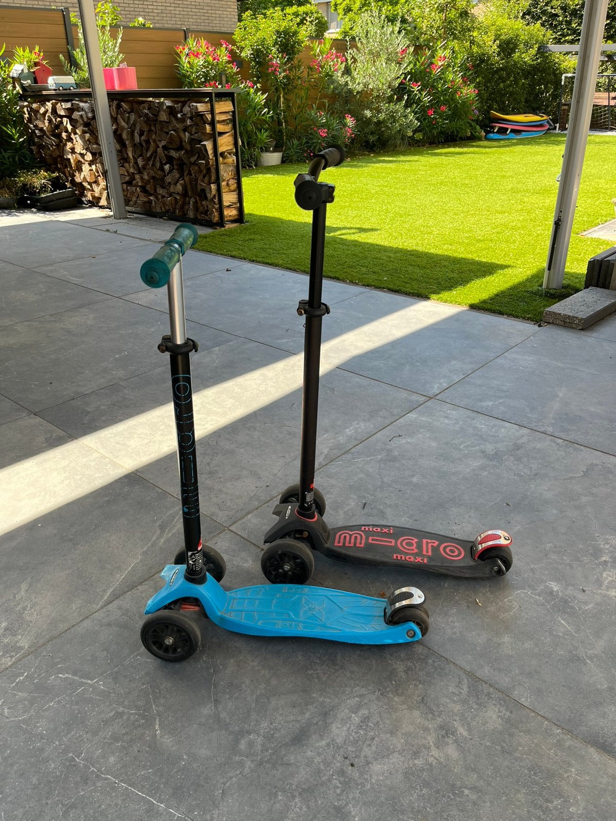 Micro step mini (blauw) en maxi (zwart), Fietsen en Brommers, Steps, Ophalen, Gebruikt, Gewone step