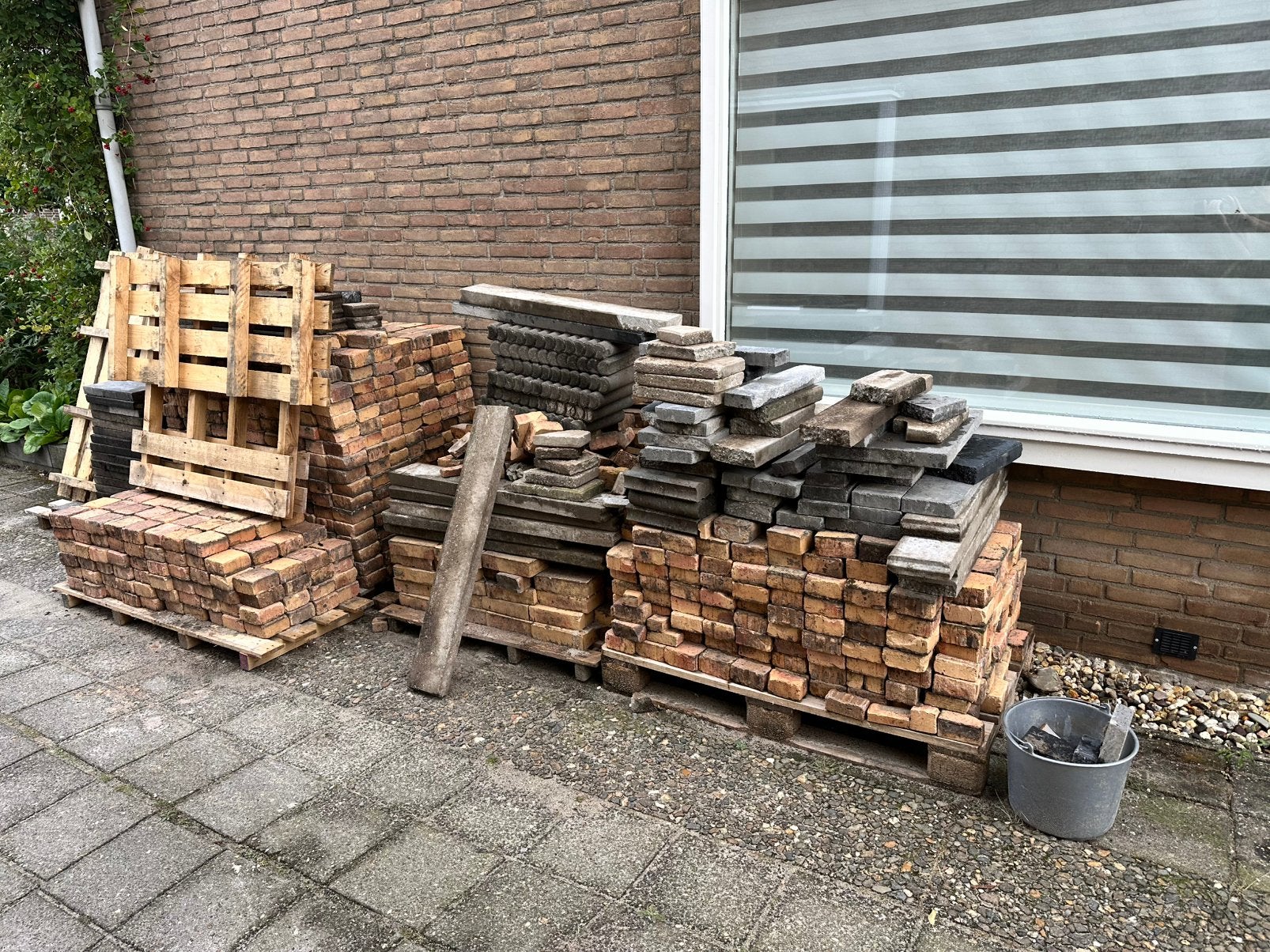 Tuintegels gratis af te halen, Ophalen of Verzenden, Gebruikt, Beton, Terrastegels