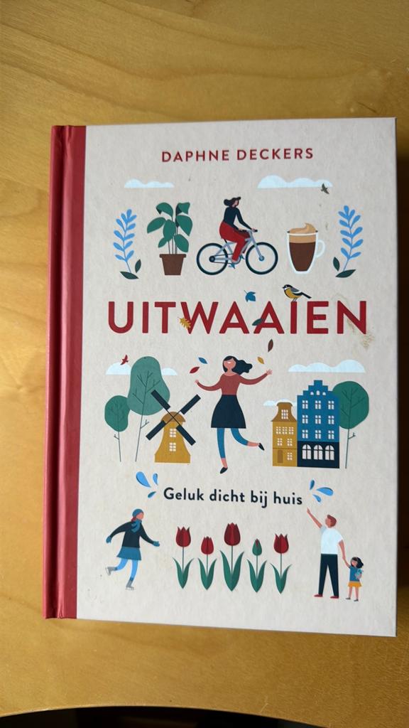 Daphne Deckers - Uitwaaien, Boeken, Overige Boeken, Ophalen of Verzenden, Zo goed als nieuw, Daphne Deckers