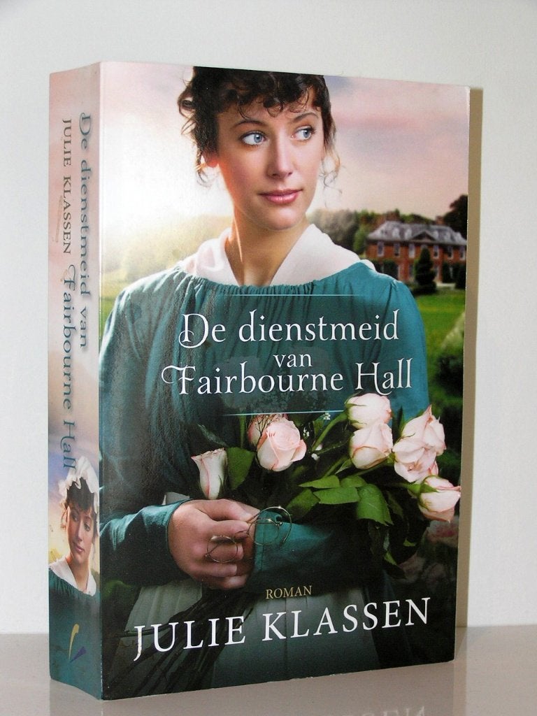 Julie Klassen - De dienstmeid van Fairbourne Hall, Ophalen of Verzenden, Zo goed als nieuw