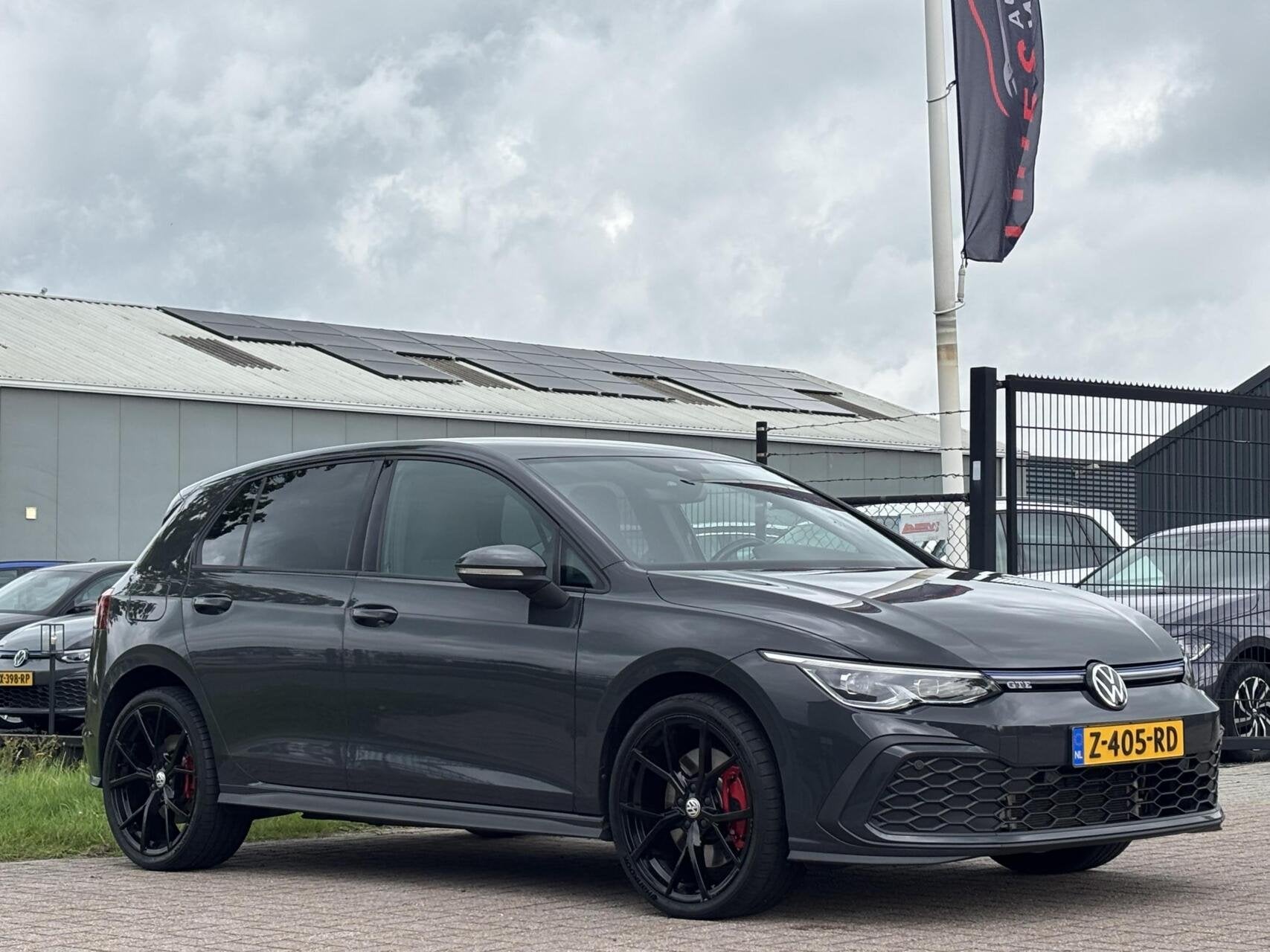 Volkswagen Golf 1.4 eHybrid GTE 245pk Urano grey, Auto's, Dealer onderhouden, Gebruikt, Euro 6, 4 cilinders