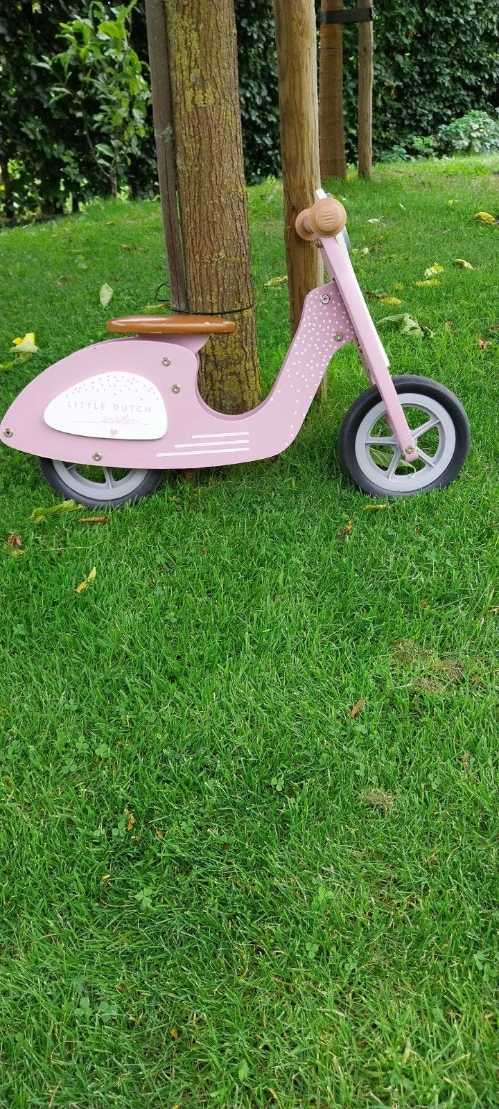 little dutch scooter loopfiets, Kinderen en Baby's, Speelgoed | Buiten | Voertuigen en Loopfietsen, Ophalen of Verzenden, Zo goed als nieuw