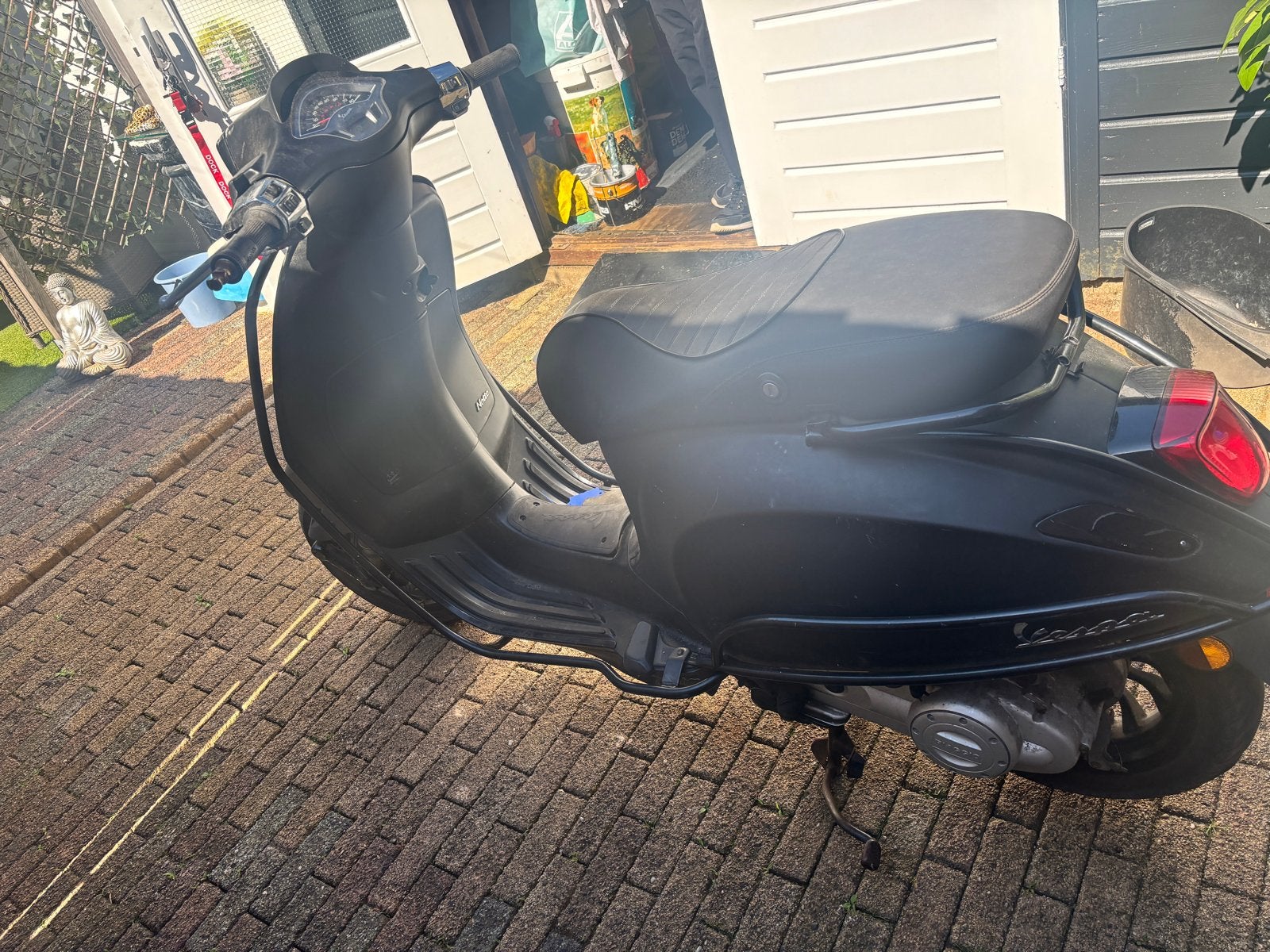 Matzwarte Vespa Sprint -, Gebruikt, Overige modellen, Ophalen of Verzenden, Benzine