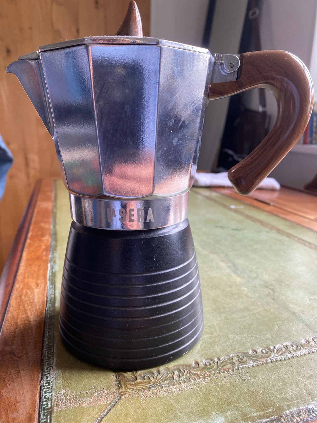 Handige percolator voor thuis en op reis, Espresso apparaat, Gemalen koffie, Ophalen of Verzenden, Zo goed als nieuw