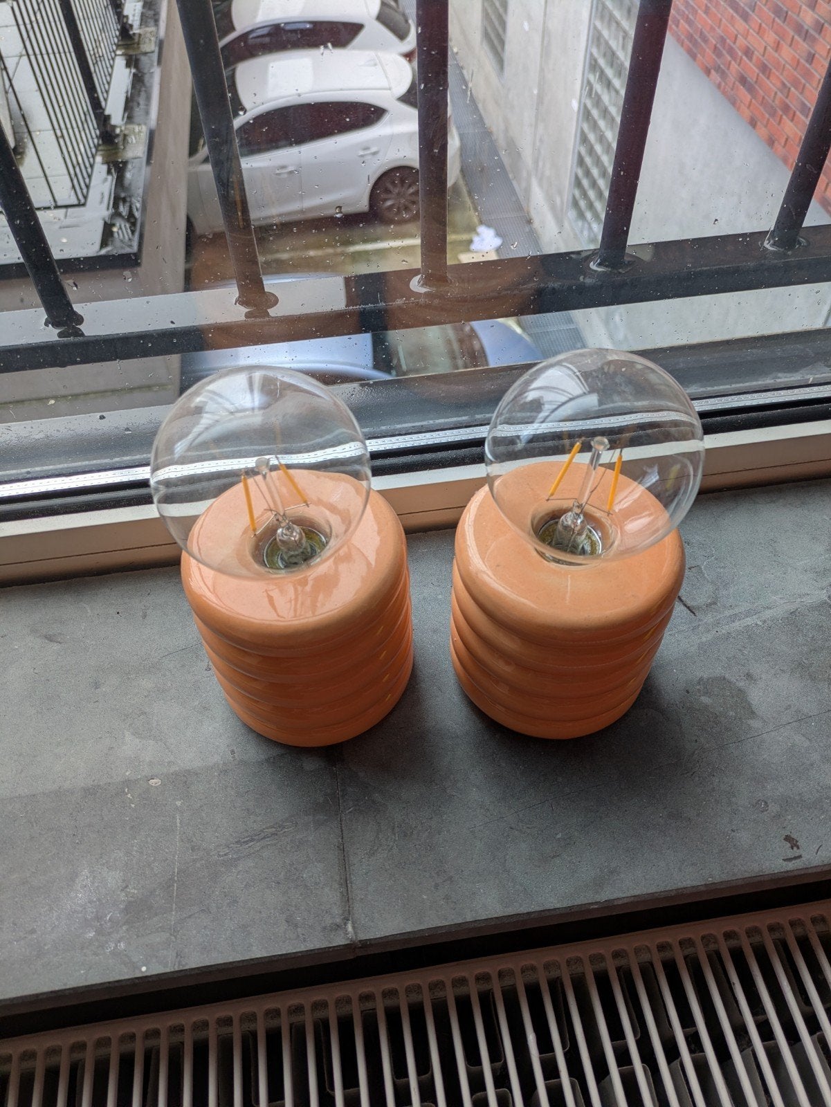 Set van 2 oranje tafellampen op batterijen, Ophalen, Inclusief lichtbron, Oranje, Design