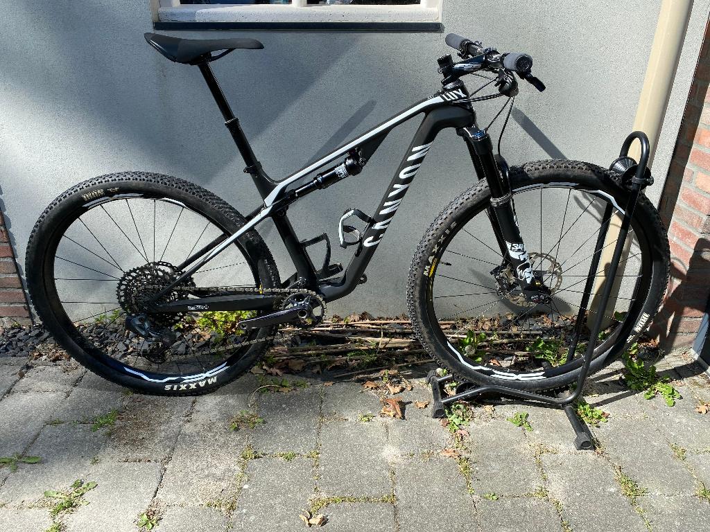 Canyon Lux CF, Gebruikt, Fully, Schijfrem, Ophalen