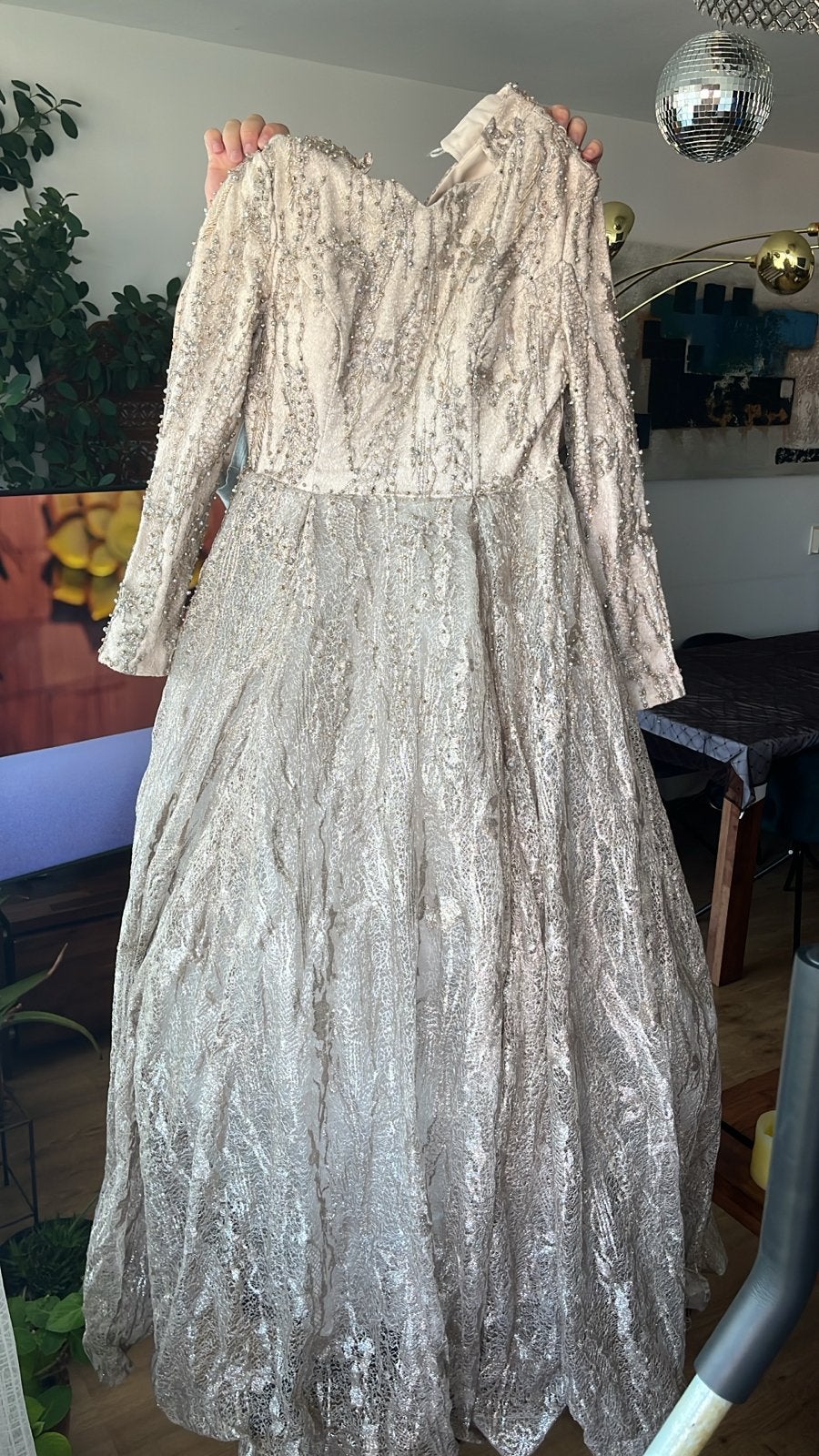 Prachtige Galajurk Sinanlar Maat 42/44 (L), Kleding | Dames, Jurken, Beige, Maat 42/44 (L), Ophalen of Verzenden, Zo goed als nieuw