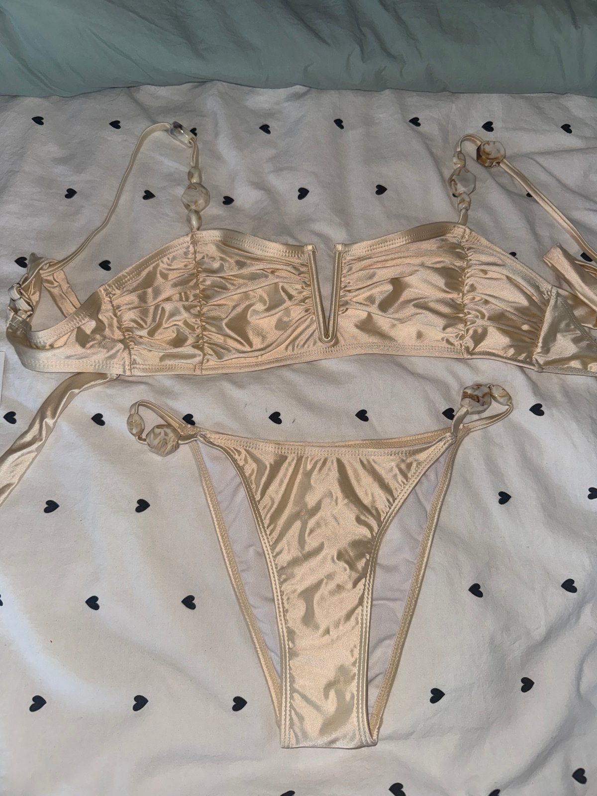 Nieuwe Bikini Set - Crème/Goudkleurig M, Ophalen of Verzenden, Nieuw, Beige, Bikini