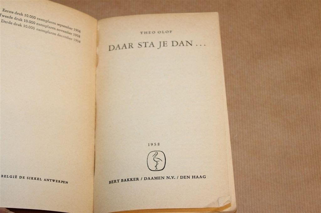 Daar Sta Je Dan — Theo Olof, Vintage Ooievaar 1958, Ophalen of Verzenden, Gelezen, Artiest