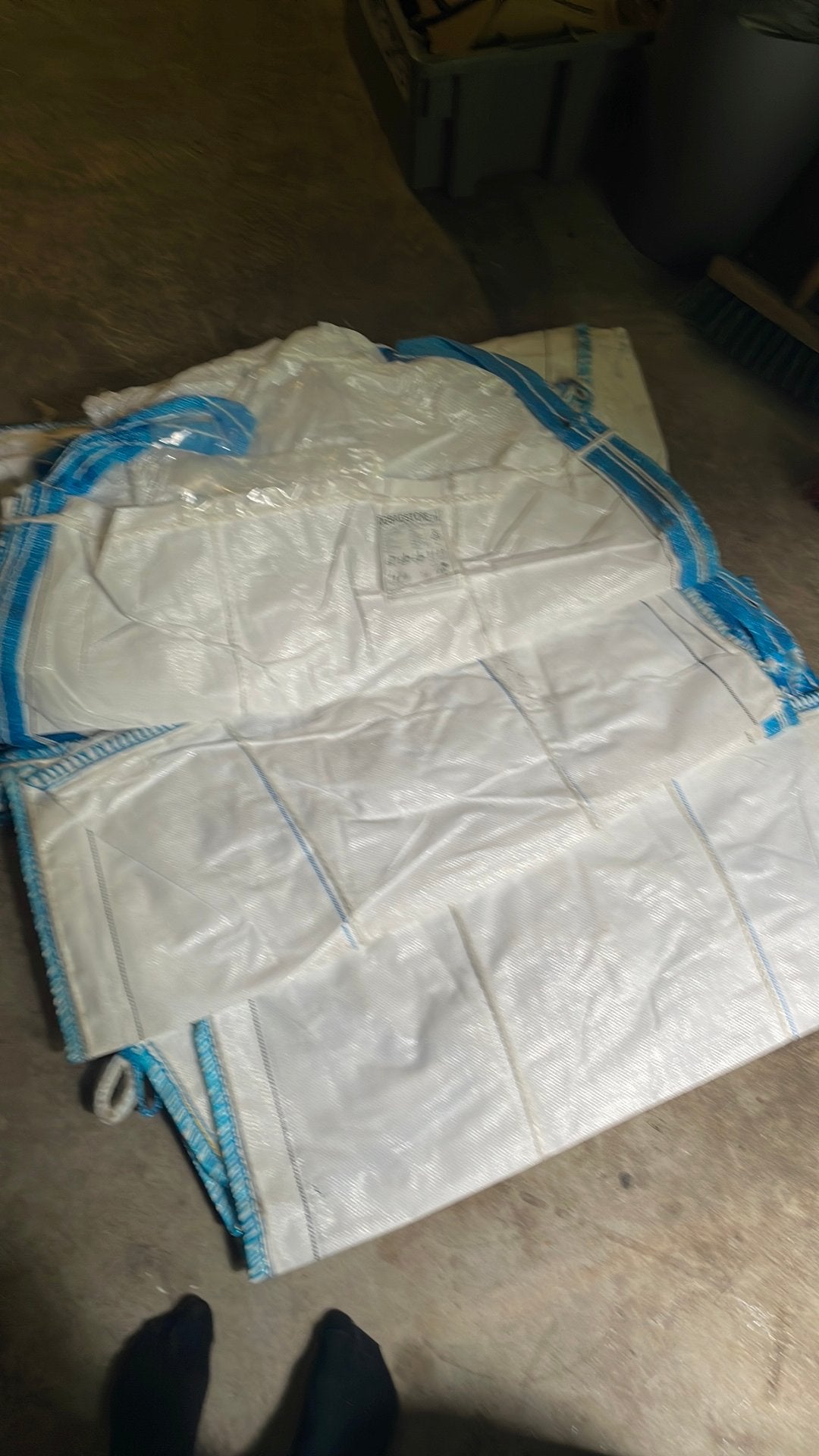 Drie industriële bigbags van 1500 kg, Ophalen, Zo goed als nieuw, Overige typen
