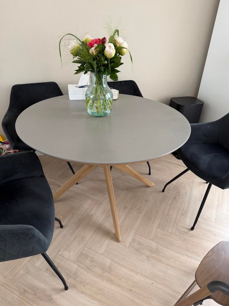 Tafel met echt stenen blad - snel ophalen!, Ophalen, Overige materialen, Gebruikt, Rond