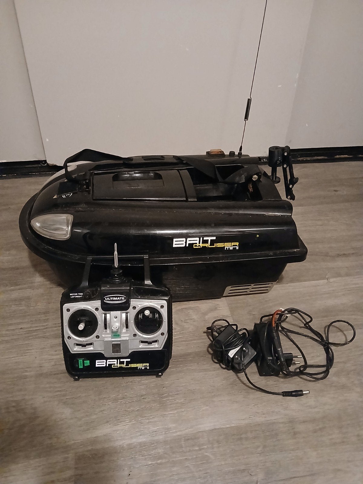 voerboot ultimate baitcruicer mini, Ophalen of Verzenden, Gebruikt, Overige typen