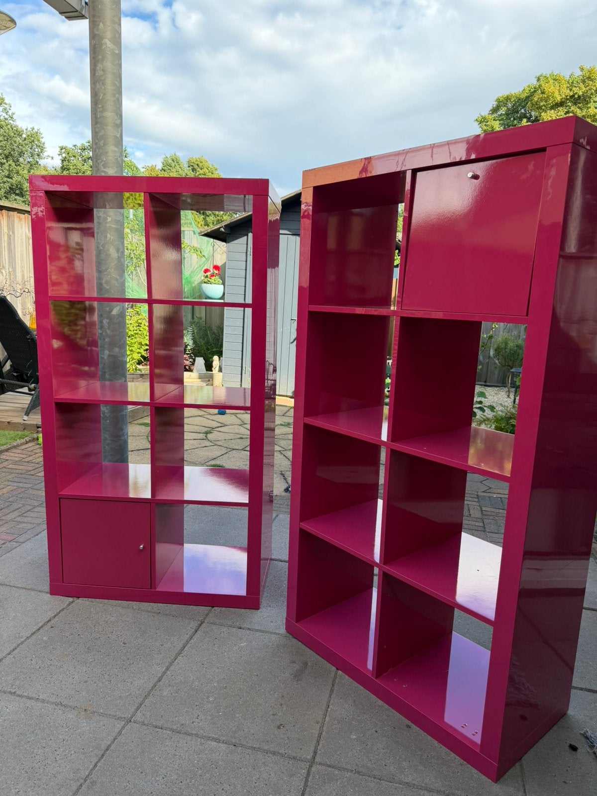 2x Kallax Kast 8 vaks met deurtje per stuk €30 rose fuchsia, Huis en Inrichting, Kasten | Vitrinekasten, Ophalen, Gebruikt, 50 tot 100 cm