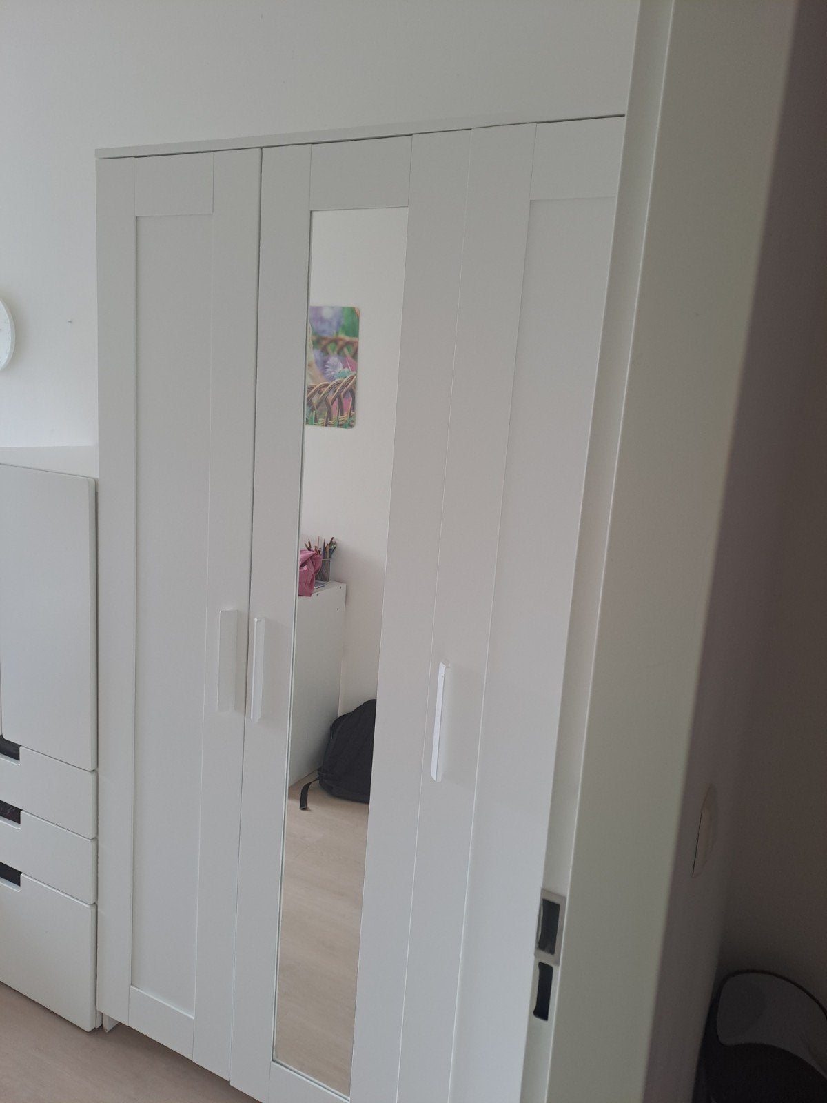 IKEA BRIMNES Kledingkast met 3 deuren, wit, 117x50x190 cm, Ophalen, Met deur(en), Gebruikt, 150 tot 200 cm