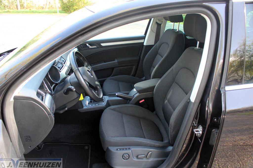 Skoda Superb Combi 1.6 TDI Ambition Business |✨ Veel ruimt, Auto's, Voorwielaandrijving, Stof, Gebruikt, 4 cilinders