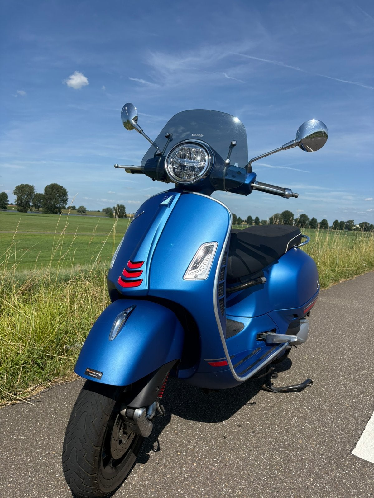 Vespa gts 300 met akropovic, Ophalen, Zo goed als nieuw, Benzine, Overige modellen