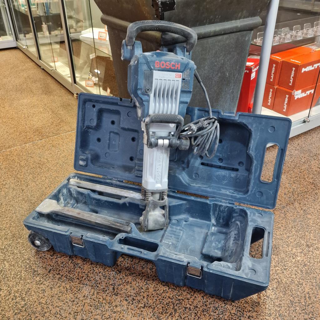 Bosch GSH 16-28 Breekhamer | Nette staat, Bosch, Zo goed als nieuw, Support@bosch.com, Robert Bosch GmbH
Robert-Bosch-Platz 1
70839 Gerlingen-Schillerhöhe
Germany