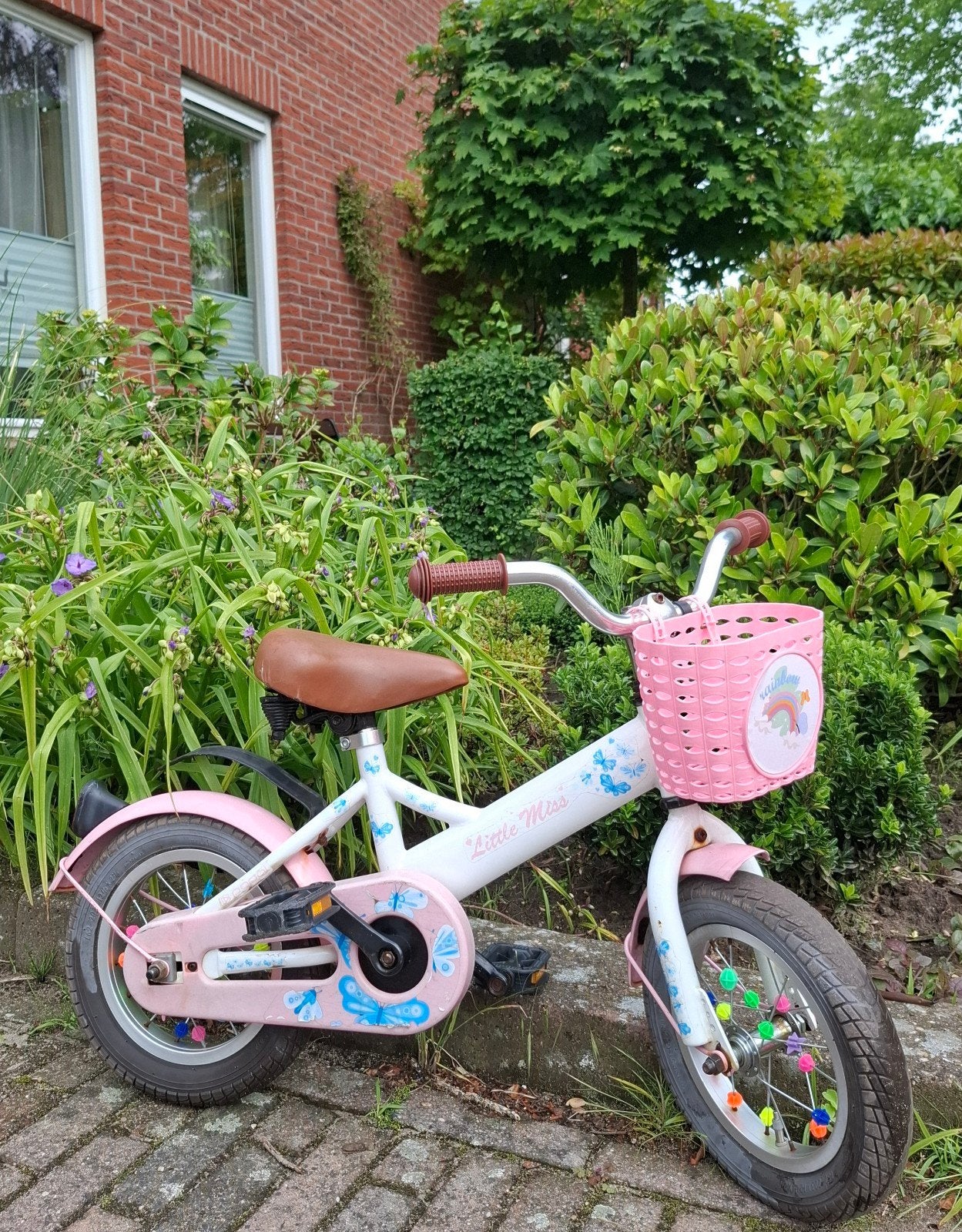 Kinderfiets Little Miss 12 inch / Zijwieltjes, Ophalen, Terugtraprem, Zijwieltjes, Gebruikt