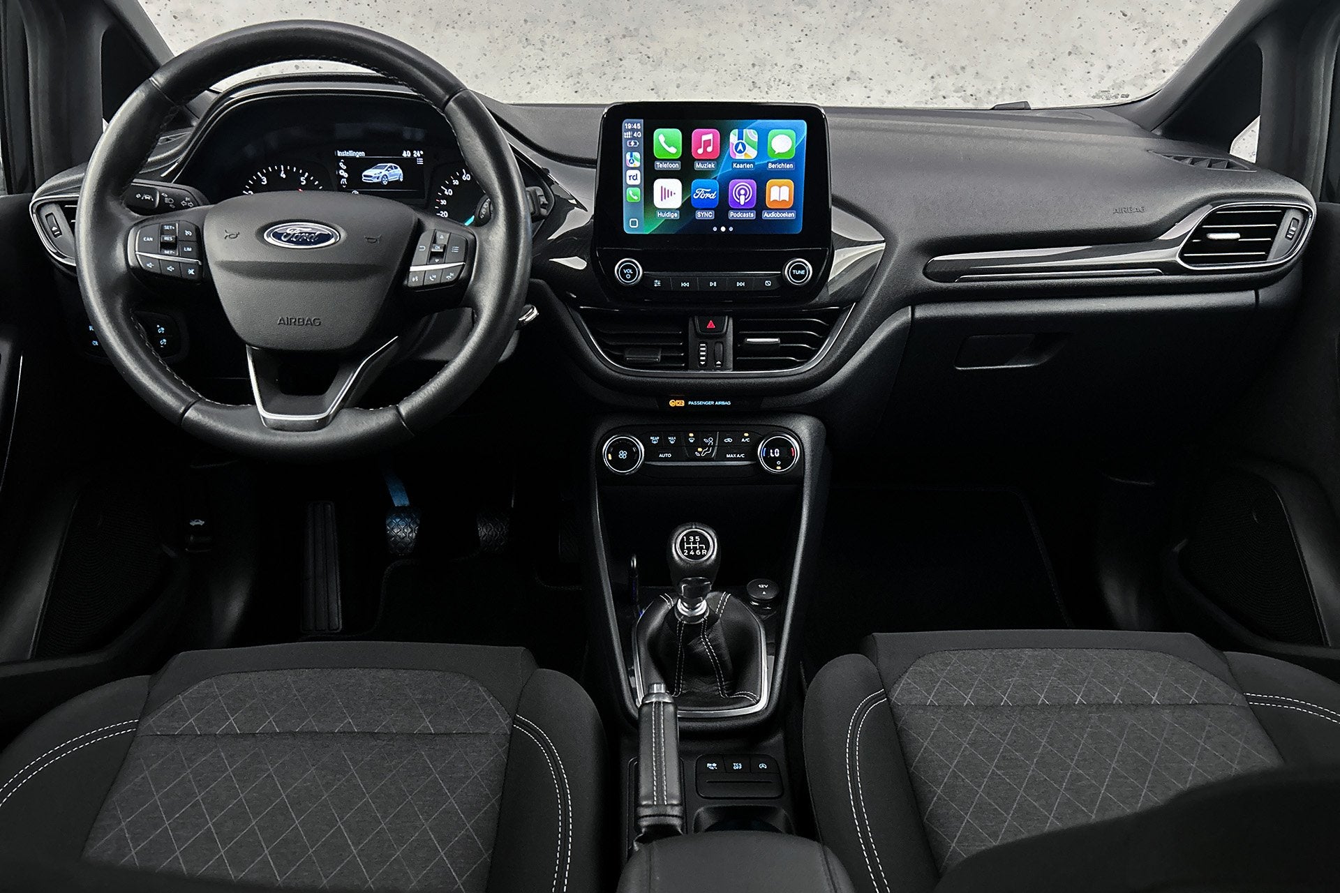Foto 2 van Ford Fiesta 1.0 EcoBoost Active X | LED koplampen | Trekhaak