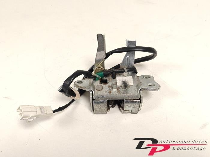 Slotmechaniek Achterklep van een Toyota Yaris, Auto-onderdelen, Gebruikt, -, -, Ophalen of Verzenden