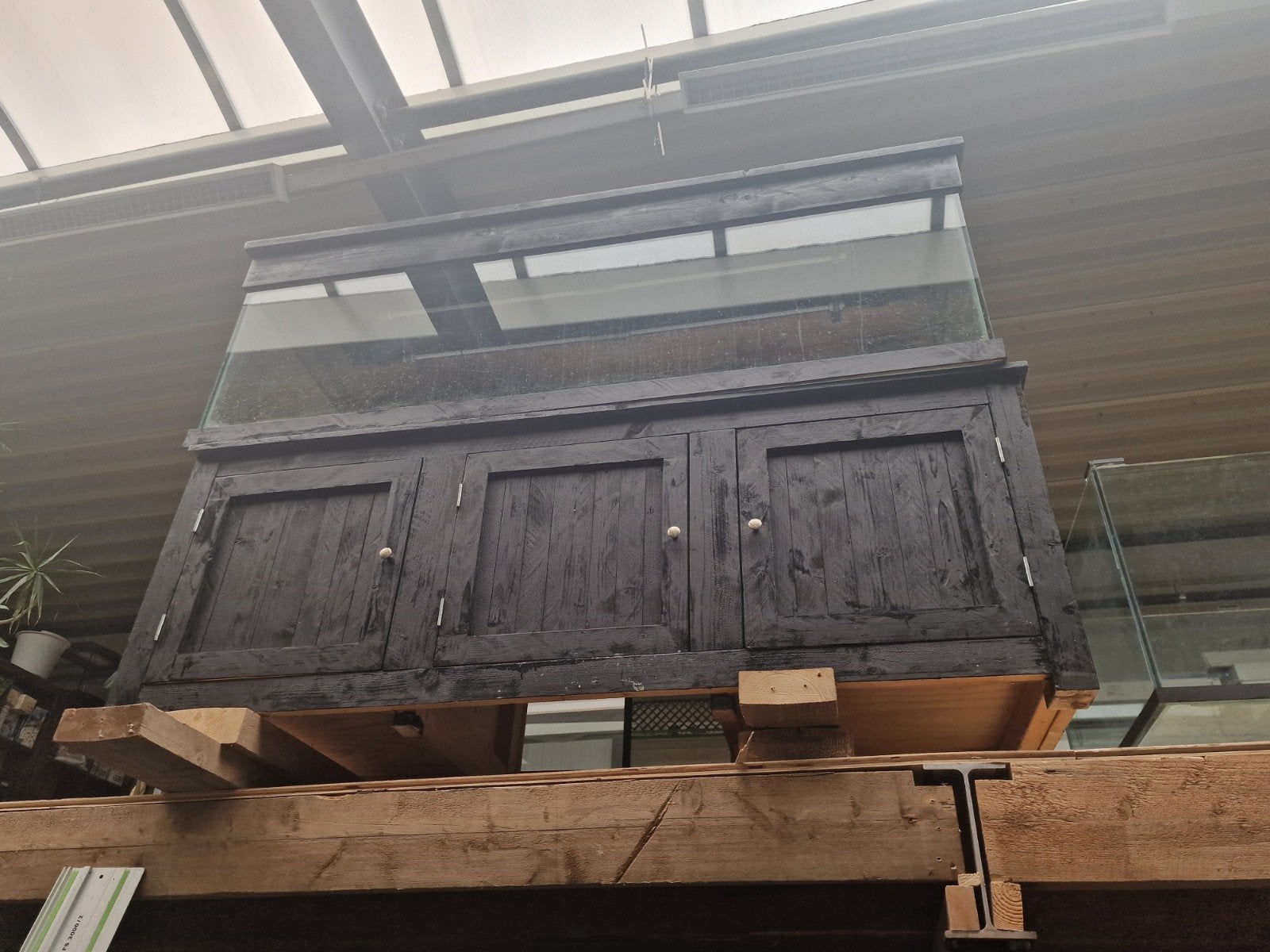 Gebruikt aquarium  200x70x70 inclusief  3d achterwand, Dieren en Toebehoren, Vissen | Aquaria en Toebehoren, Deutzstraat, Gebruikt