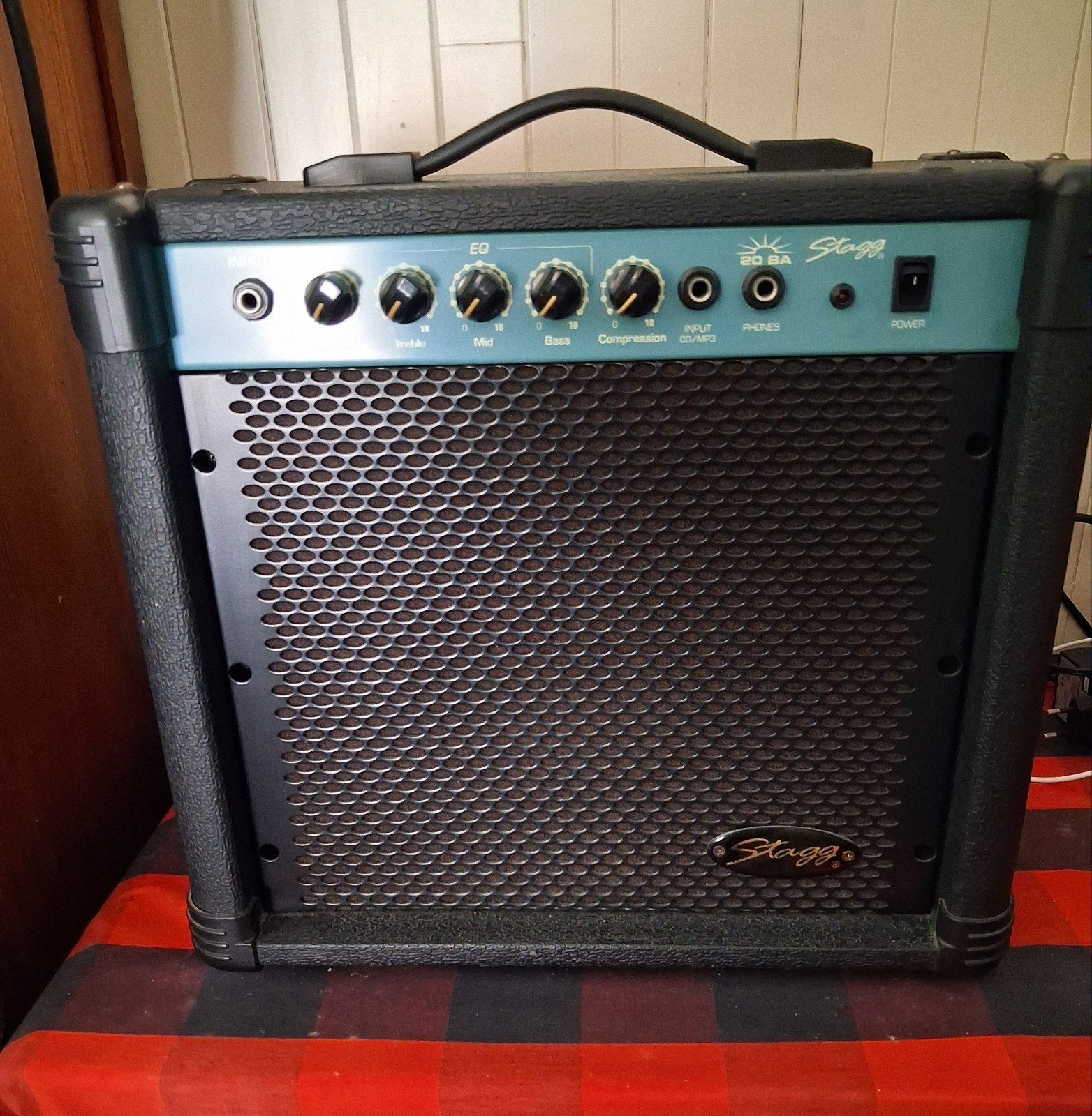 Basversterker, Muziek en Instrumenten, Versterkers | Bas en Gitaar, Ophalen, Minder dan 50 watt
